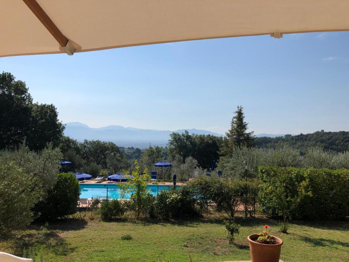 Agriturismo Camiano Piccolo Монтефалько Екстер'єр фото