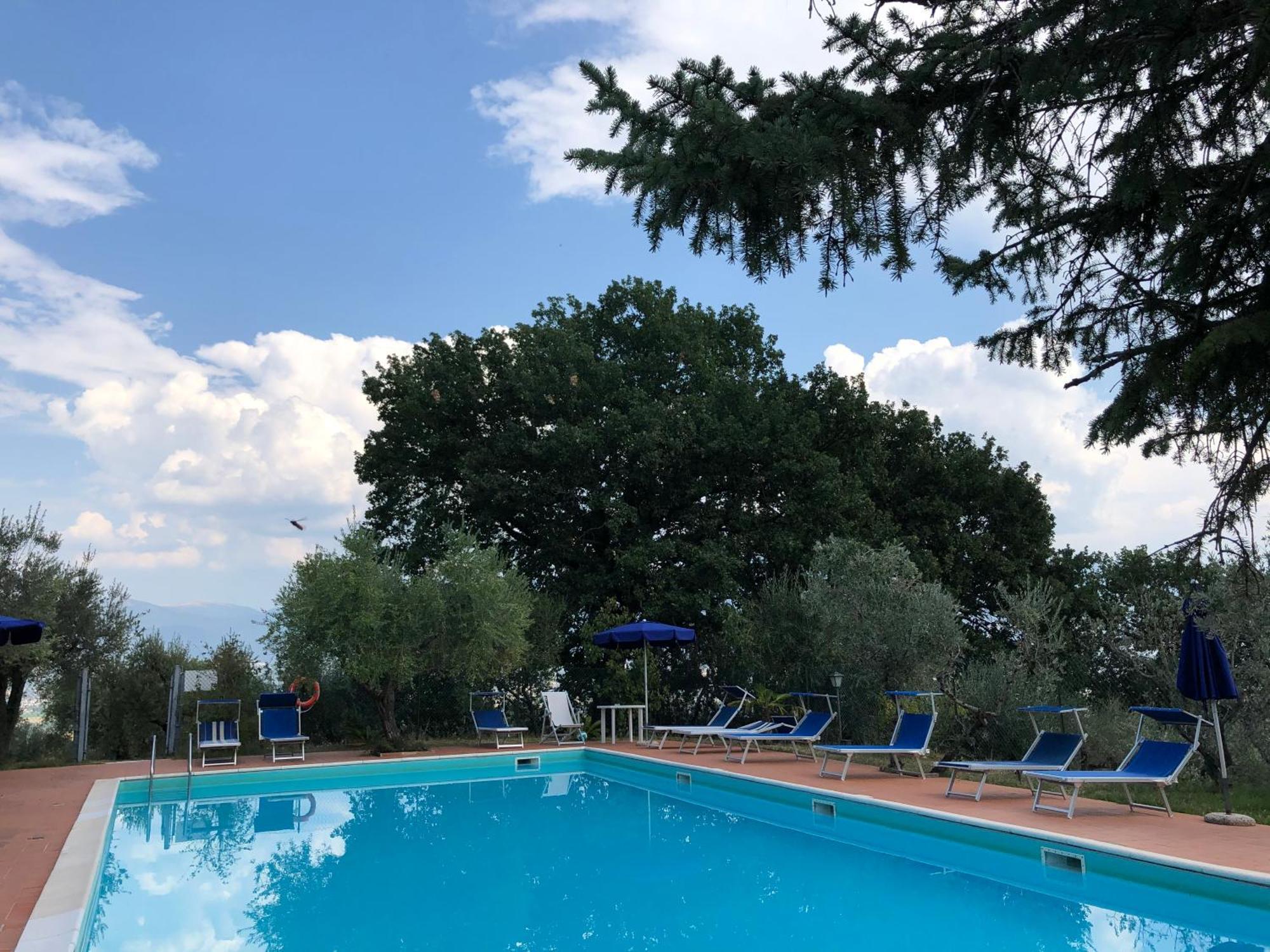 Agriturismo Camiano Piccolo Монтефалько Екстер'єр фото
